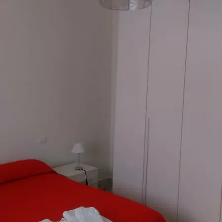 A Due Passi Da Cisanello 아파트 피사