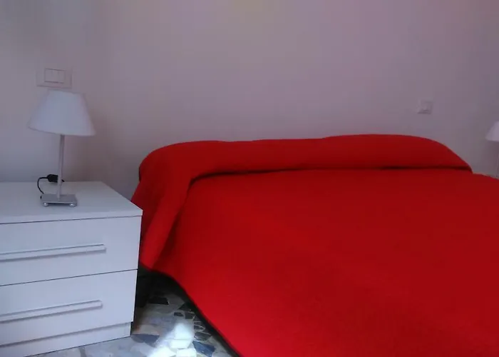 アパート A Due Passi Da Cisanello ピサ